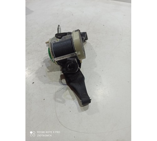 Ремень безопасности второго ряда