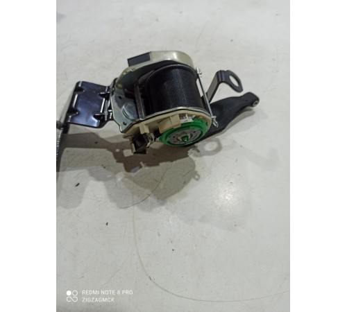 Ремень безопасности второго ряда