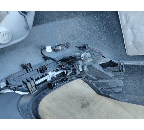 Задний бампер в сборе