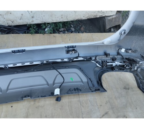 Задний бампер в сборе