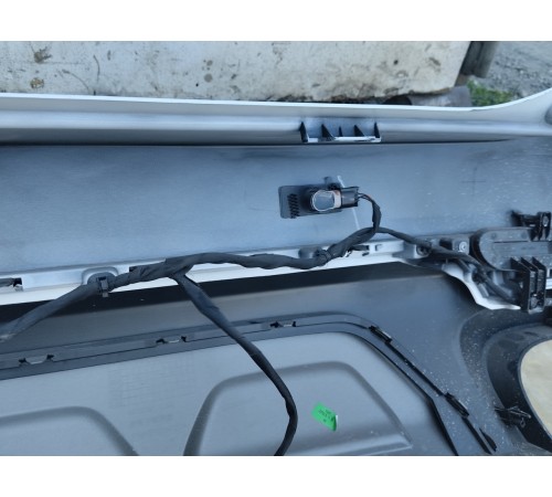 Задний бампер в сборе