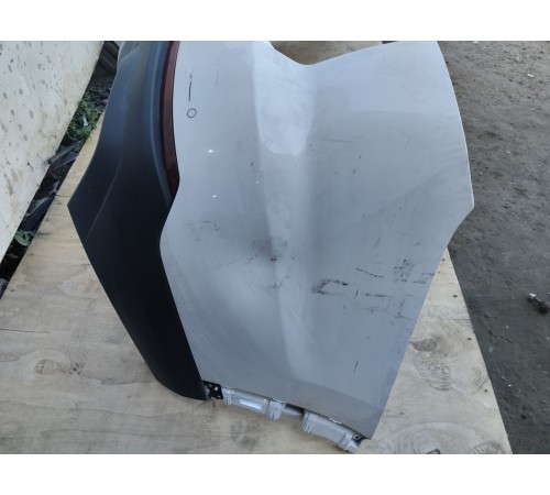 Задний бампер в сборе