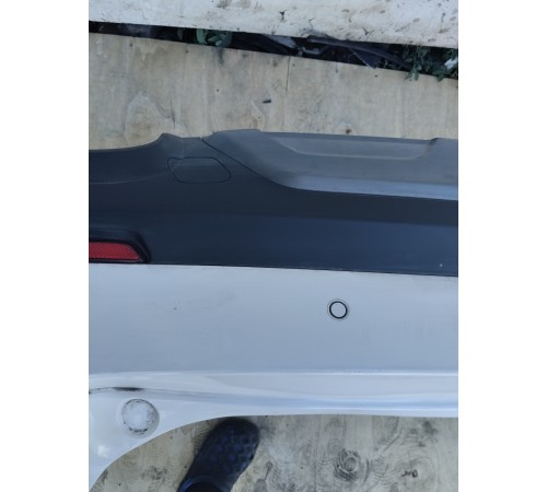 Задний бампер в сборе