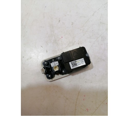 Плафон подсветки салона