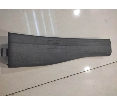 Накладка порога (задняя, левая)