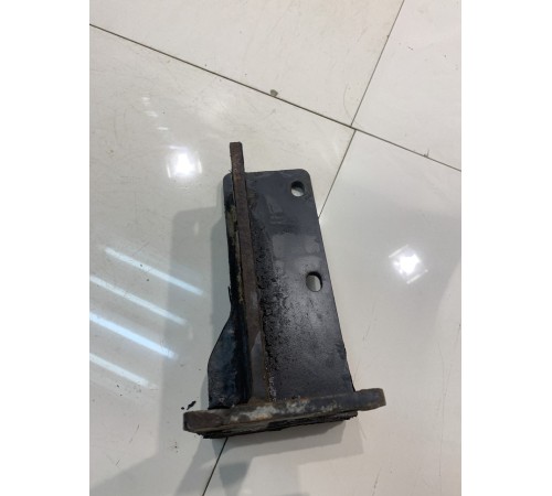 Кронштейн усилителя заднего бампера (левый)