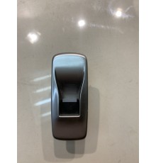 Кнопка стеклоподъемника(передняя,правая)