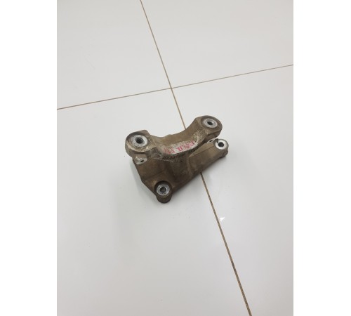 Кронштейн крепление рулевой рейки