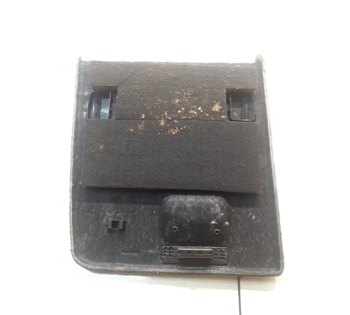 Обшивка багажника