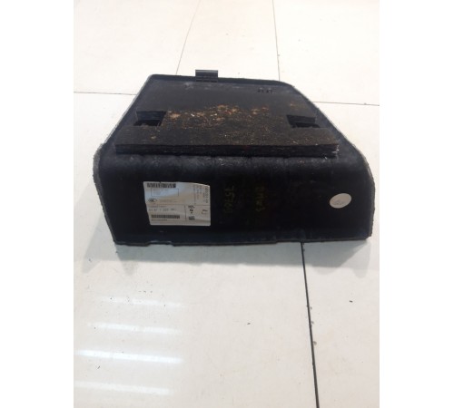 Обшивка багажника