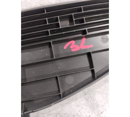 Накладка заглушка багажника задняя левая