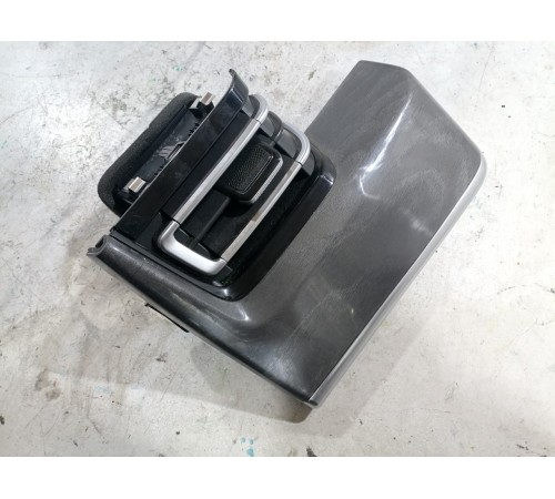 Воздушный дефлектор передний левый