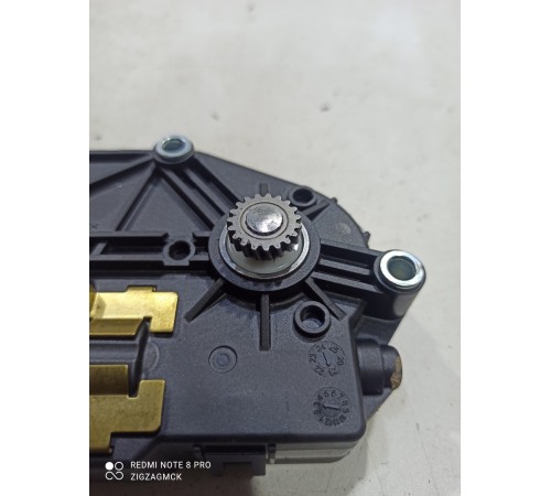 Моторчик люка (панорамной крыши)