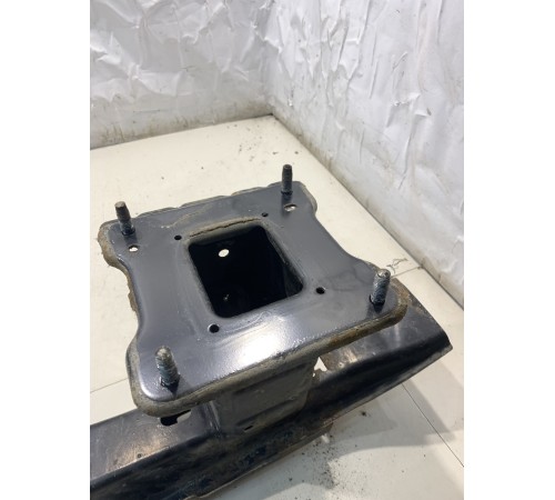 Усилитель заднего бампера