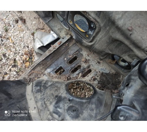 Лонжерон(передний левый)