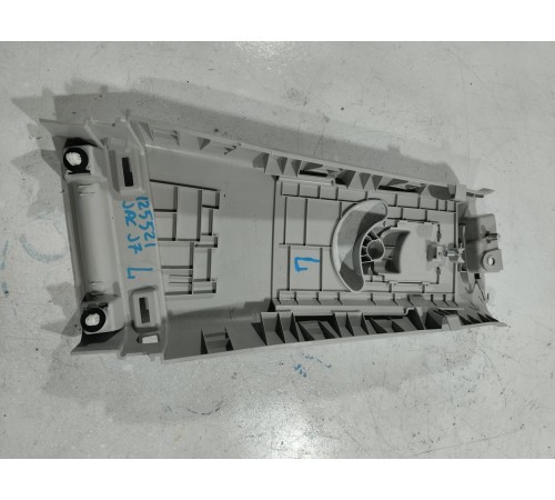 Обшивка центральной стойки левая верхняя