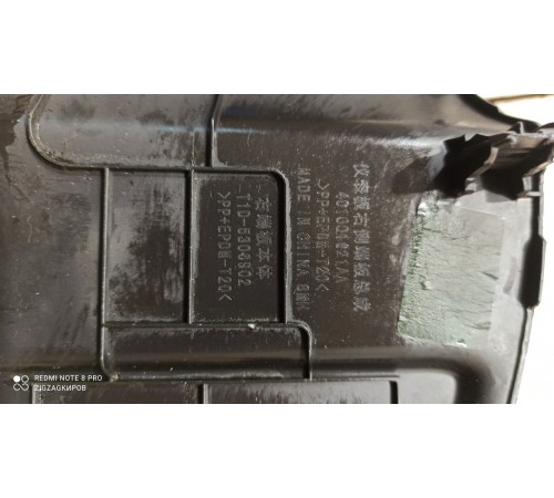 Накладка торпедо (правая)