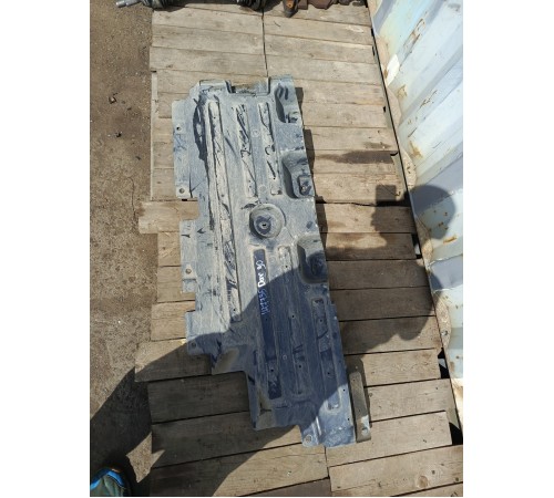 Защита антигравийная левая