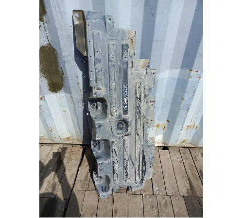 Защита антигравийная левая