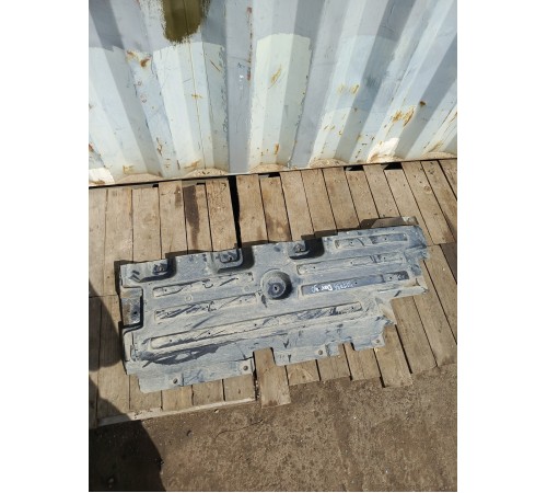 Защита антигравийная левая