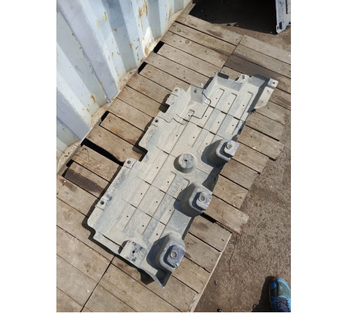 Защита антигравийная левая