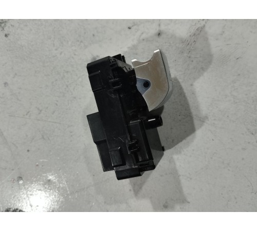 Кнопка стеклоподъемника