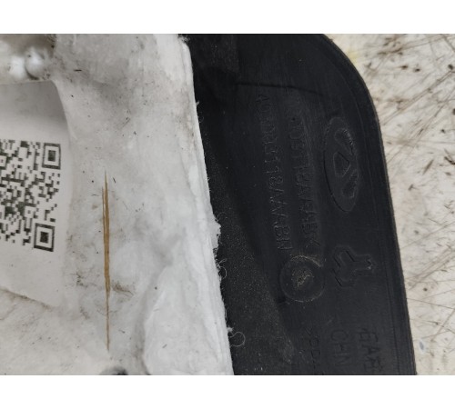 Накладка порога передняя правая верхняя