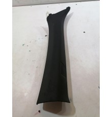 Обшивка передней стойки правая