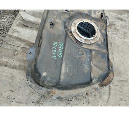 Бак топливный