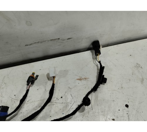 Электропроводка двери передняя левая