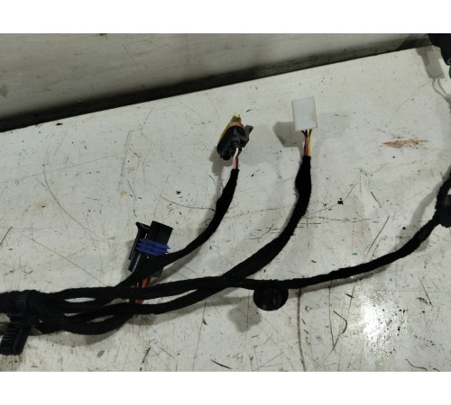 Электропроводка двери передняя левая