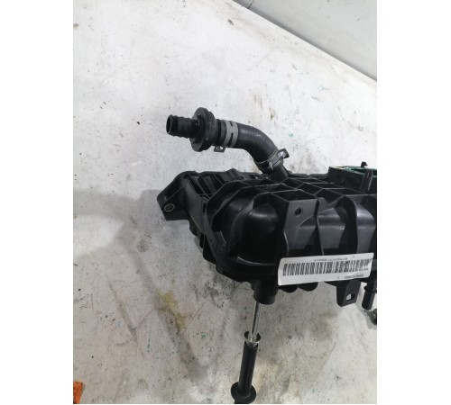 Впускной коллектор