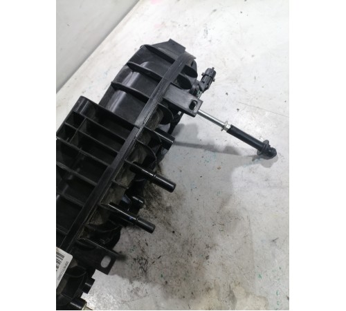 Впускной коллектор