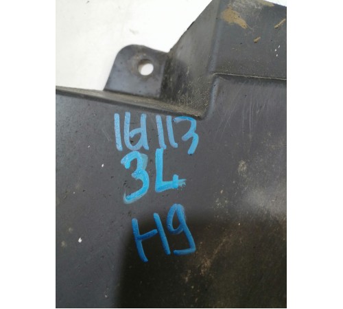 Брызговик задний левый