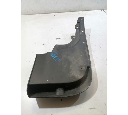 Брызговик задний левый