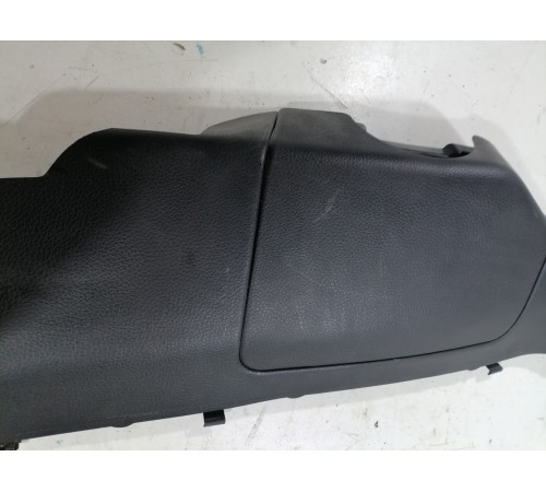 Накладка багажника задняя левая верхняя