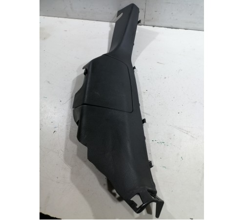Накладка багажника задняя левая верхняя
