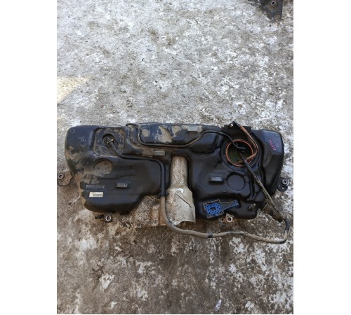 Бак топливный