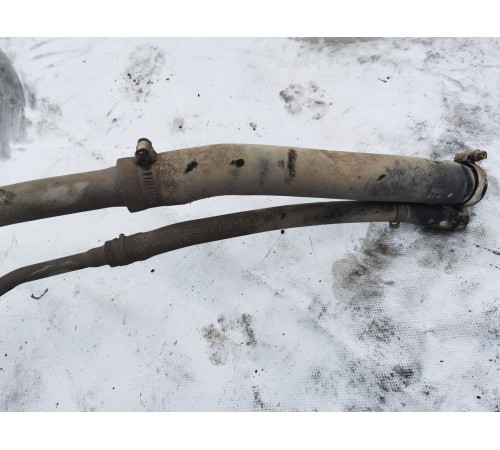 Горловина топливного бака