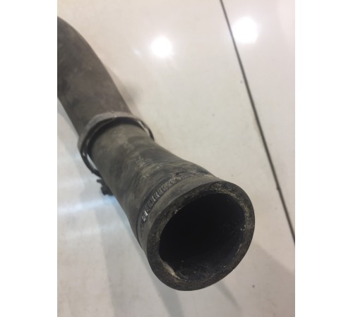 Патрубок радиатора