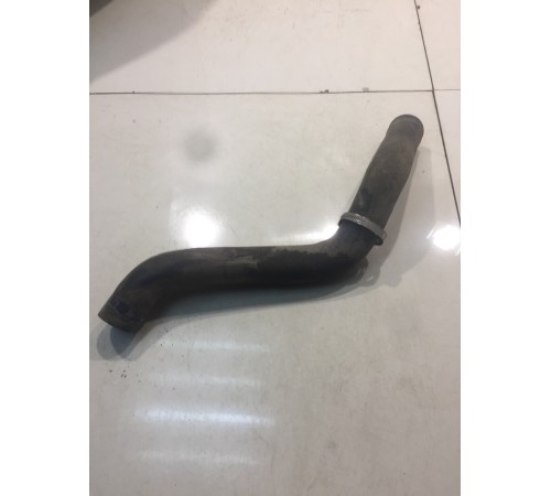 Патрубок радиатора