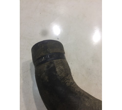 Патрубок радиатора