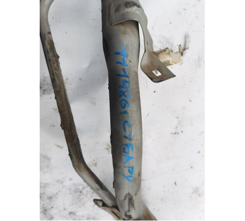 Горловина топливного бака