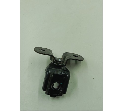 Кронштейн крепление заднего сиденья левый