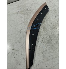 Накладка кузова декоротивная левая