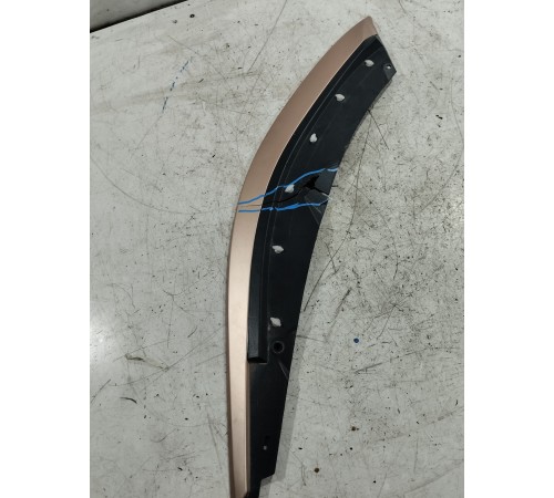 Накладка кузова декоротивная левая