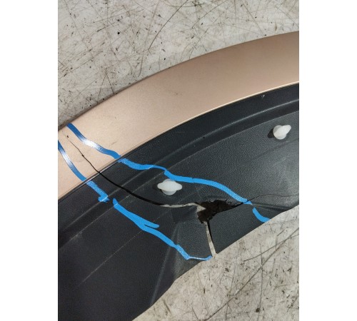 Накладка кузова декоротивная левая