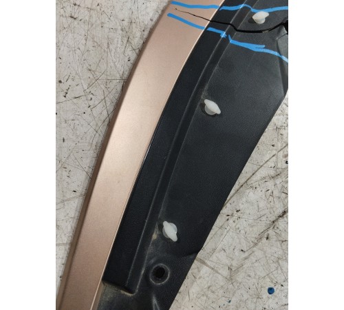 Накладка кузова декоротивная левая