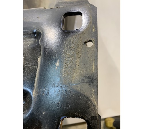 Усилитель заднего бампера