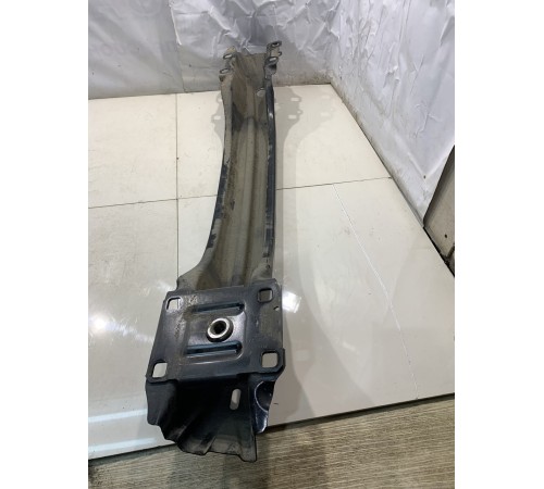 Усилитель заднего бампера